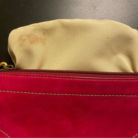 Coach patent leather magenta wristlet - Picture 6 of 6